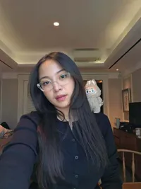 7 Potret Bernadya Tampil Natural, Gaya 'No Makeup' Sering Jadi Pilihan