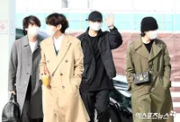 Potret BTS Dibalut Fashion Musim Gugur Setibanya di Bandara untuk Penerbangan ke Los Angeles 