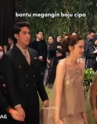 Potret Bukti El Rumi Bucinin dan Meratukan Syifa Hadju, Kisah Suwirin Ayam Pun Jadi Viral