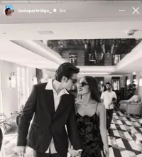 Potret Bukti Louis Partridge Bucin Banget ke Olivia Rodrigo, Rela Gendong Pacar Saat Nonton Konser