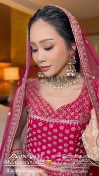 Potret Bunga Zainal Pakai Lehenga di Nikahan Keponakan, Cantik Bak Artis Bollywood