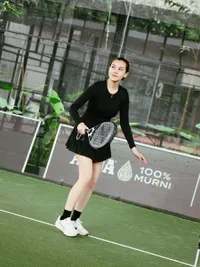 Potret Cantik Aaliyah Massaid Saat Main Padel Sebulan Pasca Melahirkan, Pancarkan Pesona Hot Mom