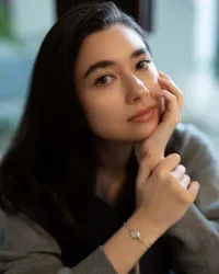 Potret Cantik Amanda Rigby, Wanita yang Santer Dijodohkan dengan Andre Taulany
