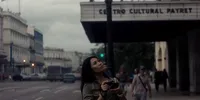 Potret Cantik Anggun di Kuba, Asyik Jepret-Jepret Sudut Kota