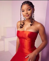 Potret Cantik Halle Bailey, Pemeran Ariel dalam Film Live Action The Little Mermaid yang Penuh Kontroversi