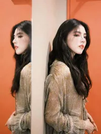 Potret Cantik Han So Hee di Jepang, Photo Dump yang Dinantikan Warga