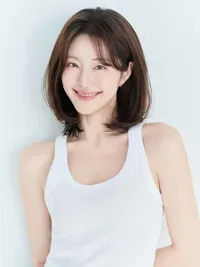 Potret Cantik Hong Yi Seol yang Bantah Pacaran dengan Heo Nam Jun