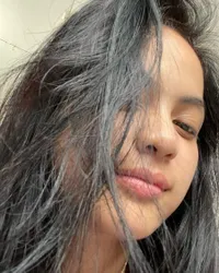 Potret Cantik Putri Isnari Meski Baru Bangun & Belum Mandi, Kini OTW Jadi Menantu Juragan Tajir