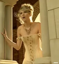 Potret Cantik Taylor Swift Sebagai 'Kembang Desa', Masih Ingat?