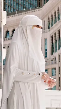 Potret Celine Evangelista Jadi Mualaf Bukan Karena Menikah dengan Muslim, Mau Fokus Belajar Islam dan Batasi Interaksi dengan Media