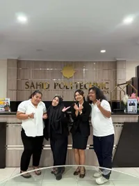 Potret Cesen Bangga Lulus S2, Marshel Widianto Jadi Support System