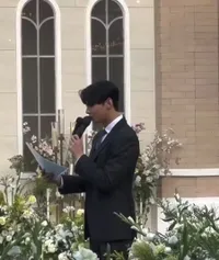 Potret Cha Eun Woo Kondangan, Netizen Malah Penasaran Jodohnya Dia Nanti Siapa