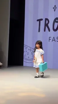 7 Potret Chava Anak Rachel Vennya Jadi Model Fashion Show, Begini Gemasnya Saat Catwalk
