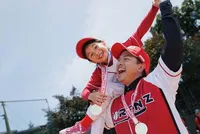 7 Potret Chelsea Olivia Temani Nastusha Tanding Baseball Terakhirnya di U8, Bangga Banget