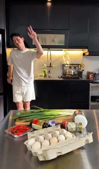 7 Potret Dapur Rumah Nino Fernandez, Desain Estetik dan Modern Bikin Masak Jadi Betah