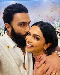 Potret Deepika Padukone dan Ranveer Singh Undang Media India Untuk Kenalan dengan Baby Dua, Manis