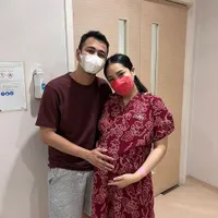 Potret Detik-Detik Nagita Slavina Persiapan Melahirkan, Raffi Ahmad Minta Doa - Ditemani Mama dan Mertua