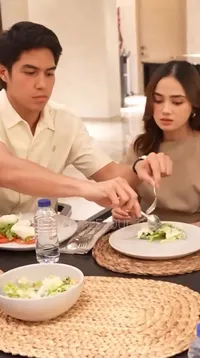 Potret Dinner Keluarga Inti Maia Estianty, Perlakuan Irwan Mussry ke Mertua Jadi Sorotan