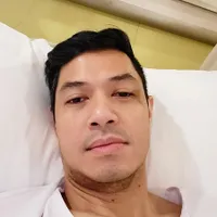 Potret Dude Harlino yang Baru Jalani Operasi, Wajah Pucat dan Tangan Sampai Diinfus