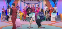 Potret El Rumi Tutupi Paha Syifa Hadju dengan Jaket Saat Tampil di Acara TV, Romantis - Langsung Salting