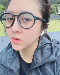 Potret Erina GD Aktris Populer Bintang Sinetron dan Serial Kolosal, Wajahnya Tak Banyak Berubah - Ibu 3 Anak yang Sibuk Jadi Youtuber dan Pebisnis
