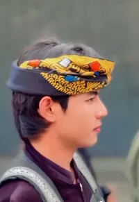 Potret Fandi Mapawijaya Pemain Gendang Asal Lombok yang Dibilang Mirip V BTS, Jalani Pemotretan dan Aura Idolnya Makin Tampak