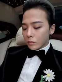 7 Potret G-Dragon Terima Penghargaan Tertinggi dari Pemerintah Korsel, Jadi Idol K-Pop Pertama dan yang Termuda