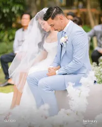 Potret Gagah Vincent Verhaag di Acara Pernikahan dengan Jessica Iskandar, Pancarkan Pesona Suami Idaman Pakai Setelan Jas