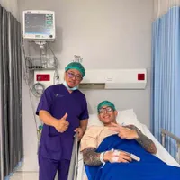 Potret Ganindra Bimo Jalani Operasi di Rumah Sakit, Alami Cedera Pinggang