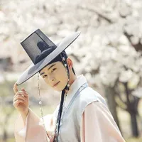 Potret Ganteng Cha Eun Woo Pakai Hanbok, Pancarkan Pesona Pria Joseon