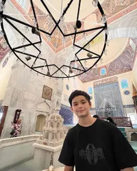 Potret Ganteng Kenzou Lion Anak Tamara Bleszynski dan Mike Lewis yang Kini Sudah Remaja, Jago Akting - Wajah Mirip Papa & Mamanya Banget