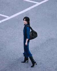 Potret 'Ganteng' Song Hye Kyo dengan Rambut Mullet, Suzy Sampai Panggil 'Oppa'
