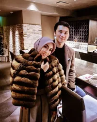 Potret Gaya Fashion Syahrini Yang Kerap Dicibir Netizen, Disebut Pakai Barang Branded Tapi Tak Berkelas