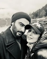 Potret Gaya Pacaran Malaika Arora dan Arjun Kapoor yang Sedang Disorot, Pamer Foto Hot di Pagi Hari - Beda Usia Jauh