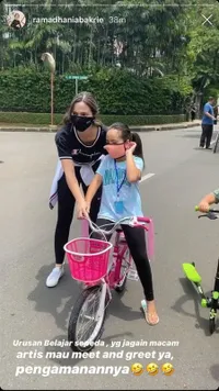 Potret Gemasnya 8 Anak Selebriti Ini Saat Sedang Bermain Sepeda, Apalagi Gempi!