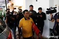 Potret Haji Faisal Tunjukkan Rumah Baru Gala Sky, Masih Akan Direnovasi - Undang Anak Yatim untuk Doakan Vanessa Angel