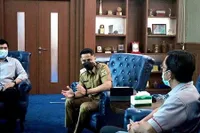 Potret Hengky Kurniawan Jabat PLT Bupati Bandung, Makin Sibuk 