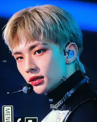 Potret Hyunjin Stray Kids Tak Lagi Gondrong, Makin Ganteng dengan Rambut Pendek Berponi Depan Ramai Jadi Sorotan