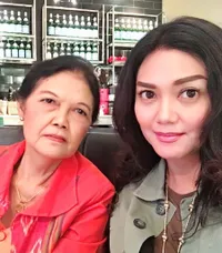 Potret Ibunda Bella Saphira yang Jarang Tersorot, Sudah 80 Tahun Tapi Cantiknya Kebangetan