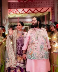 Potret Jelang Pernikahan Anant Ambani - Radhika Merchant, Tamu Undangan Mulai Tiba dari Mantan PM Inggris Hingga Kim Kardashian