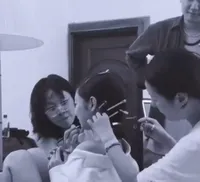 Potret Jennie BLACKPINK Ketahuan Nge-vape di Italia, Dilaporkan ke Kedutaan Korea dan Minta Maaf Sudah Kecewakan Fans