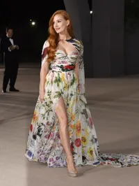 Potret Jessica Chastain yang Dapat Hujatan dari Muslim Karena Postingan Terkait No Hijab