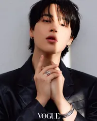 Potret Jimin BTS Pancarkan Visual Sempurna dan Aura Seksi di Vogue Korea, Auto Bikin ARMY Meleleh