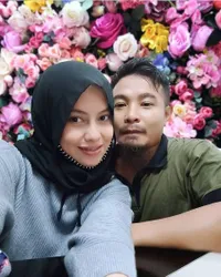 Potret Kabar Terbaru Istri Zul Zivilia Usai Sang Suami Divonis 18 Tahun Penjara, Terpuruk Anak Harus Putus Sekolah