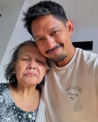 Potret Kebersamaan Ibnu Jamil & Ibunda yang Kini Tinggal Kenangan, Sebelum Meninggal Dunia Sempat Hadiri Ultah Cucu