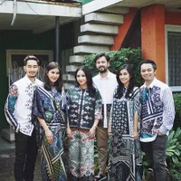 Potret Kebersamaan Manis Keluarga Raffi Ahmad Dalam Momen Lebaran