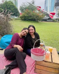 Potret Kedekatan Ira Wibowo dengan Mantan Anak Tiri, Masih Berhubungan Baik dan Akrab