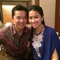 Potret Kehangatan Cinta Taufik Hidayat dan Amy Gumelar, Indah