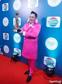 Potret Kemenangan Nassar di Indonesian Dangdut Award 2022, Bawa Pulang Piala Penampilan Kostum Terbaik