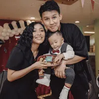 Potret Kemeriahan Pesta Ultah Pertama Anak Rinni dan Jevin Julian